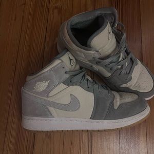 air jordan 1 mid coconut milk particle grey